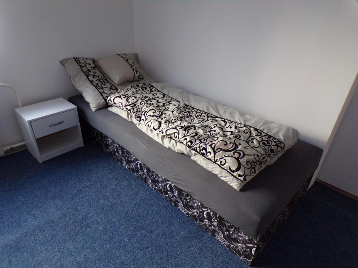 U Kremilka Hotel Jicin Ngoại thất bức ảnh